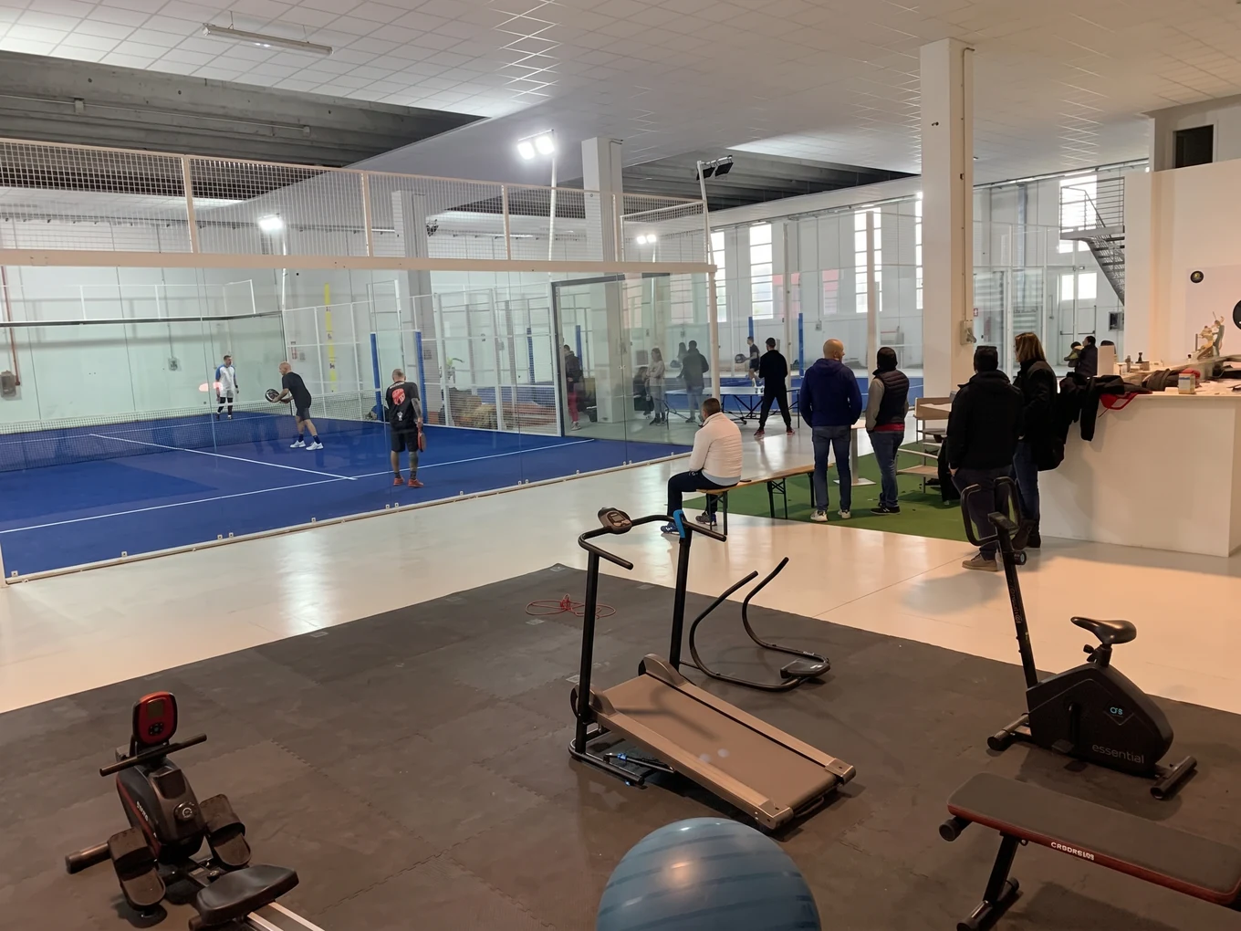 Zona fitness dell'Olbia Padel Club